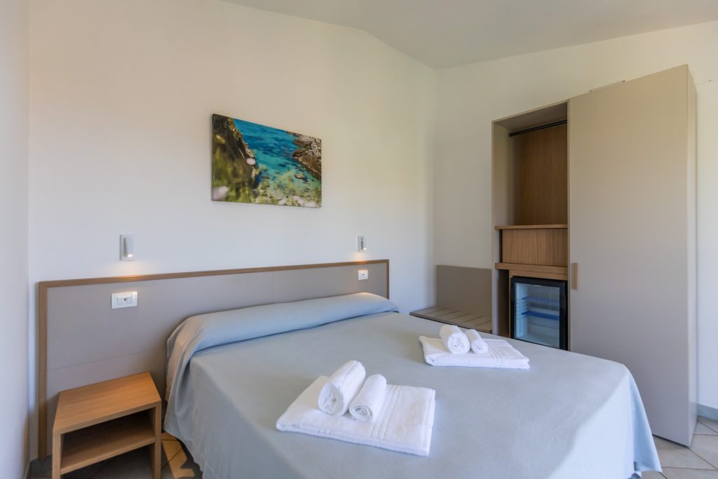 Le camere dell'Hotel Residence il Gattopardo a Capo Vaticano vicino Tropea sono luminose e ben arredate