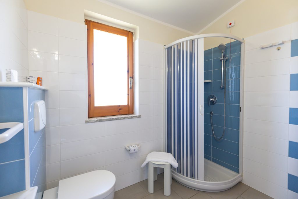 Le camere dell'Hotel Residence il Gattopardo a Capo Vaticano vicino Tropea sono luminose e ben arredate